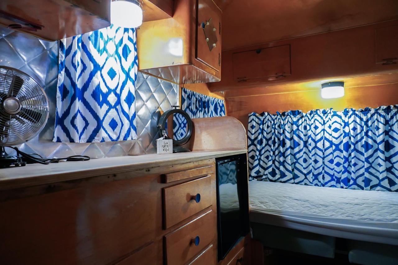 Lone Star Glamp Inn Warrenton Eksteriør billede