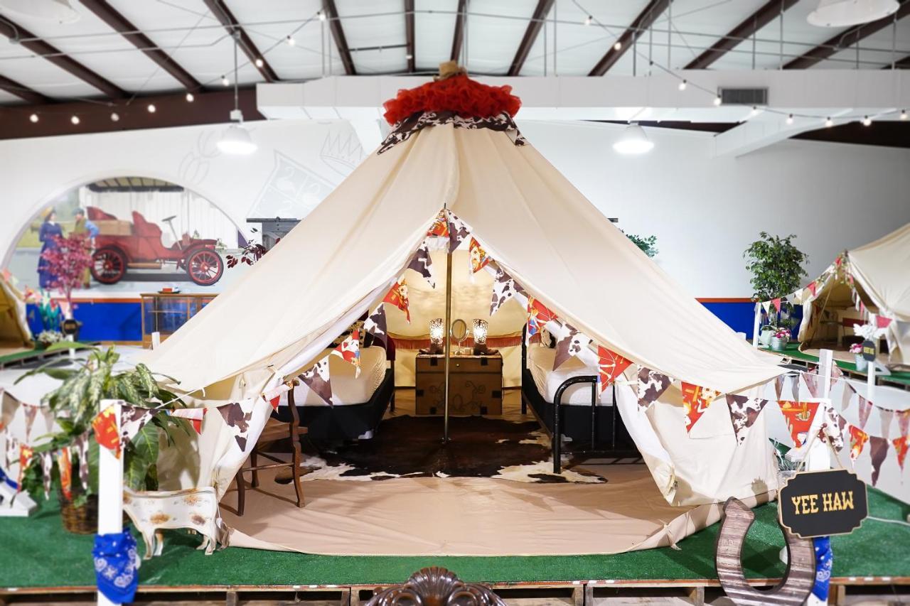 Lone Star Glamp Inn Warrenton Eksteriør billede